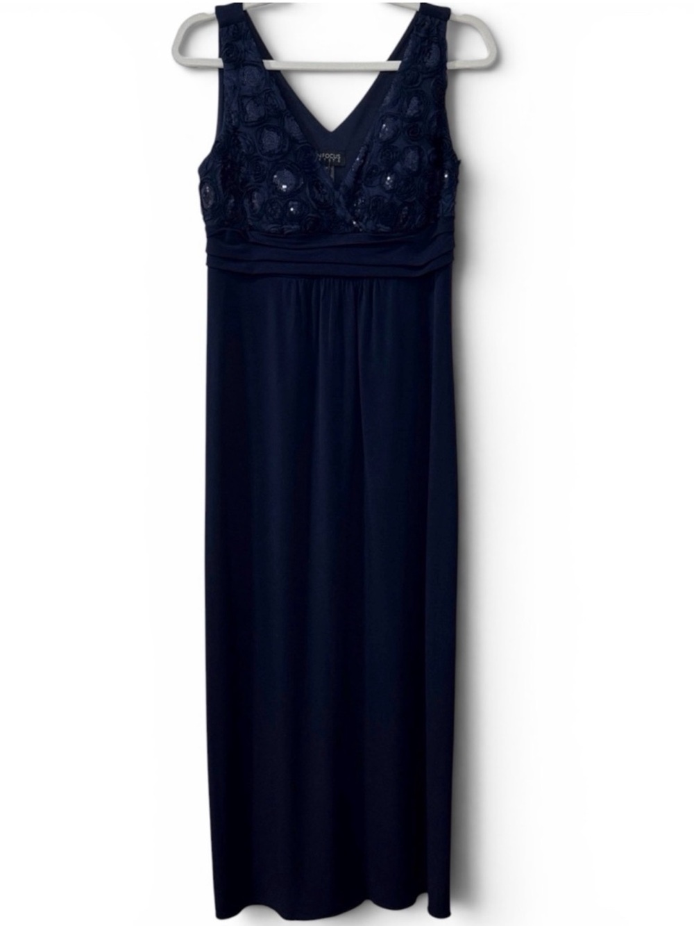 Elegant Navy Embellished Maxi Dress - Classic Evening Wear - Picture 9 of 9